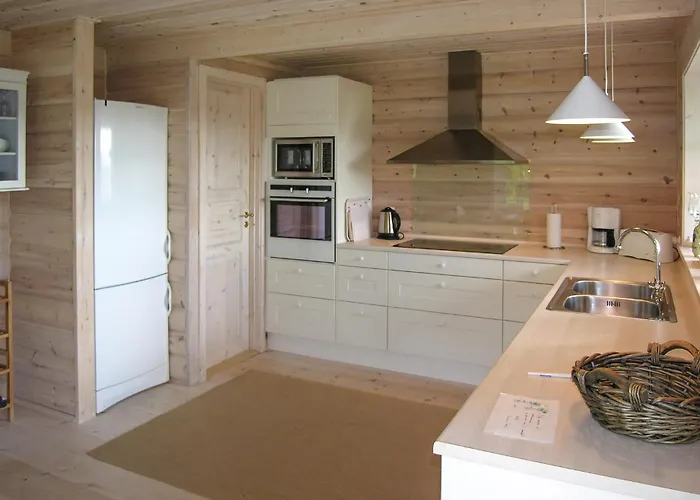 Semesterbostad Katholm *